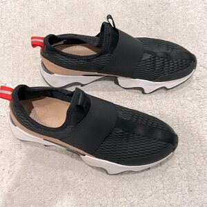 SOREL Kinetic Impact III Strap Sneaker Size 8.5